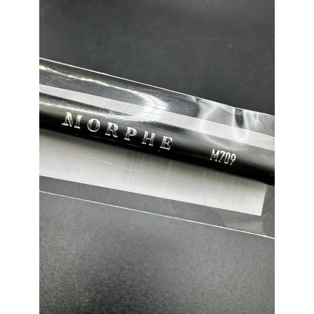 NWT Morphe M709 Pointed Packer Eyeshadow Brush-brand new NO BOX